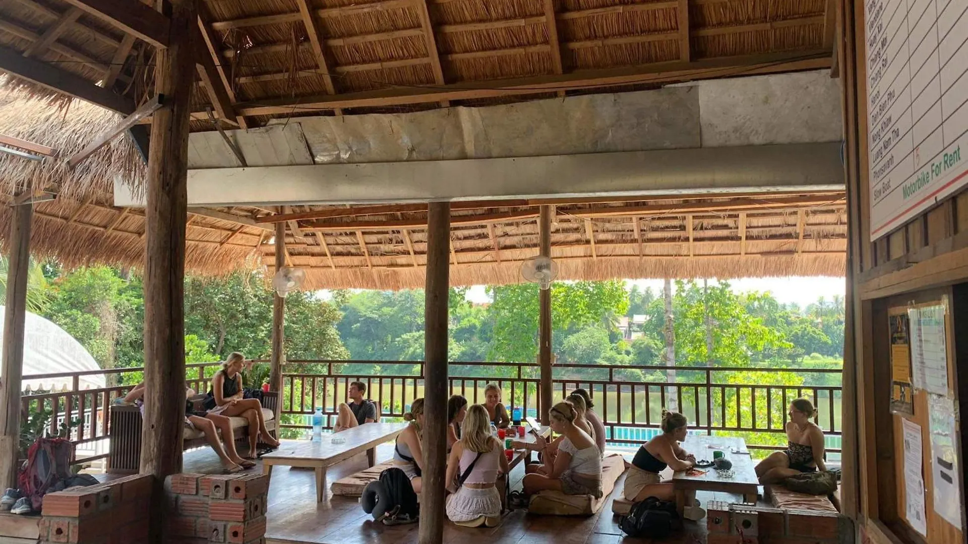 Sunrise Riverside Pool Hostel Luang Prabang