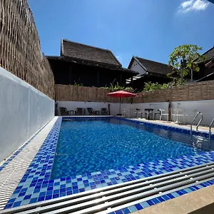 Pensión Little Friendly And Swimming Pool, Luang Prabang